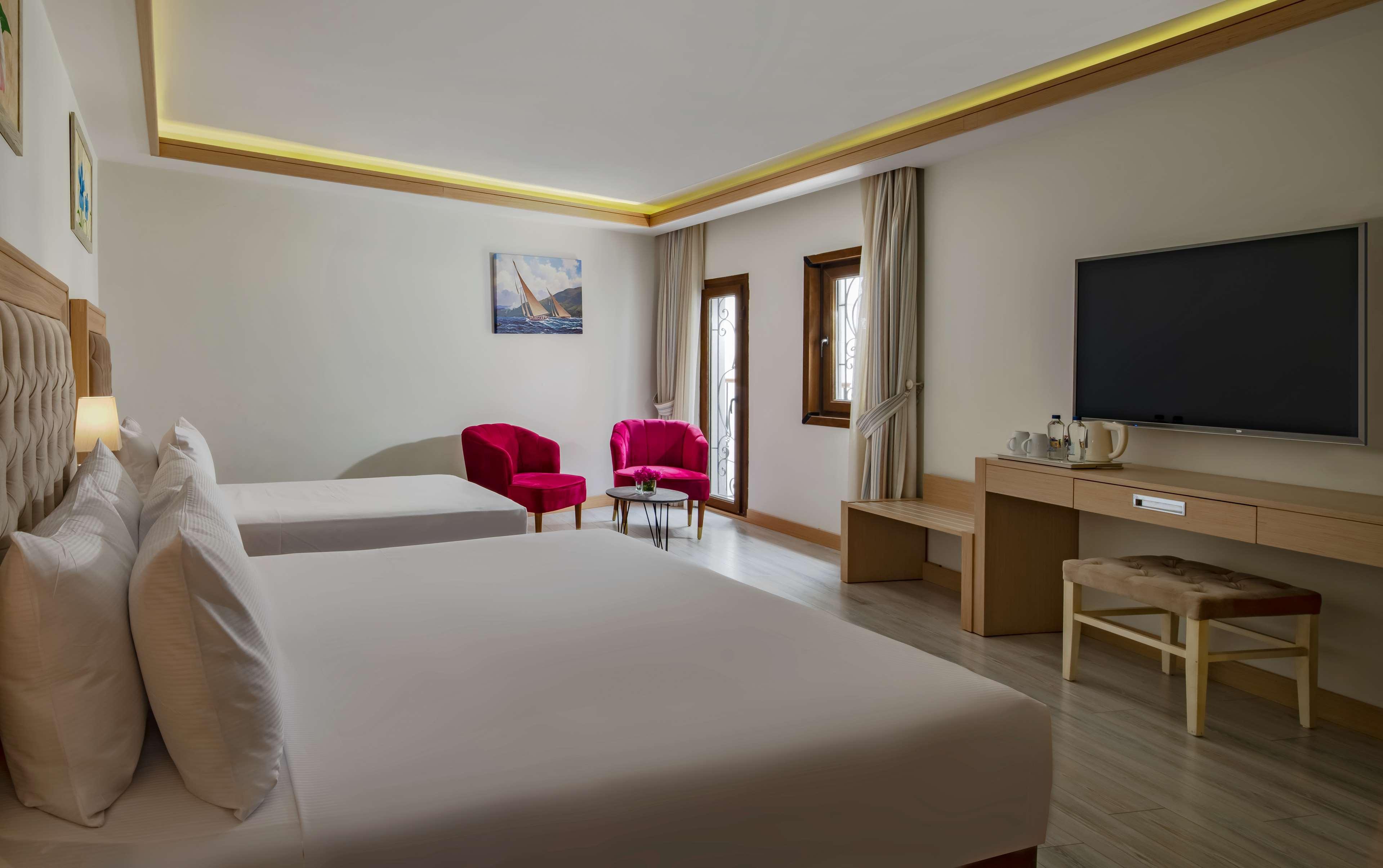 Doubletree By Hilton Bodrum Marina Vista Exterior foto