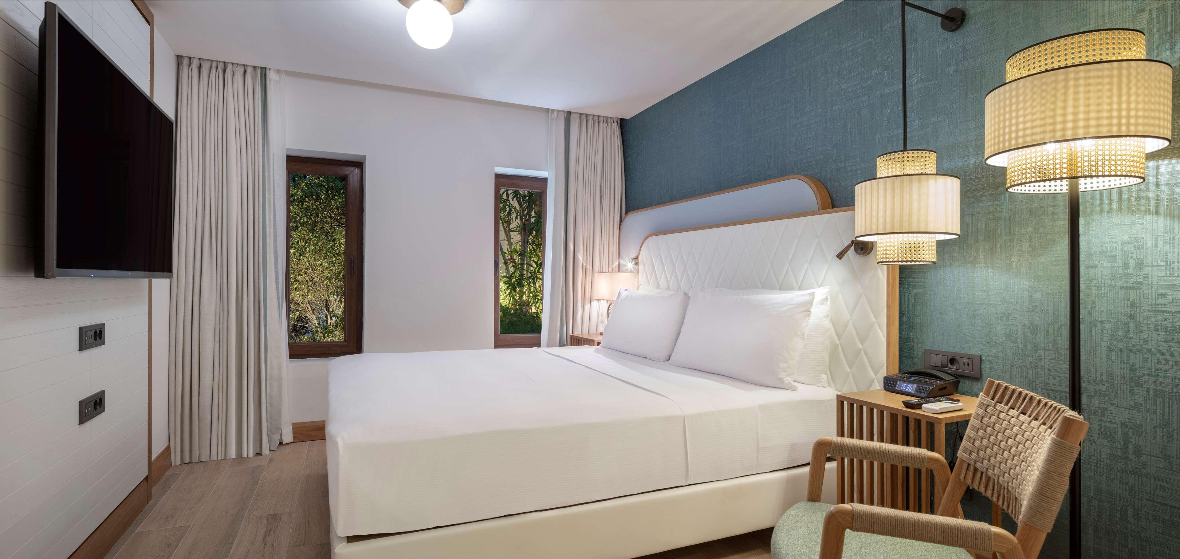 Doubletree By Hilton Bodrum Marina Vista Exterior foto