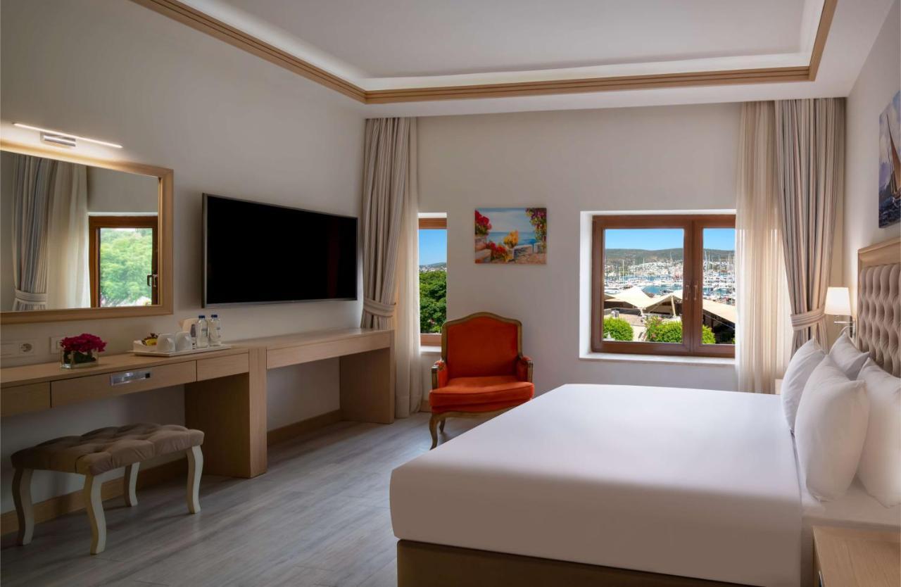 Doubletree By Hilton Bodrum Marina Vista Exterior foto